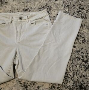 J. Jill Light Cream Cropped Jeans